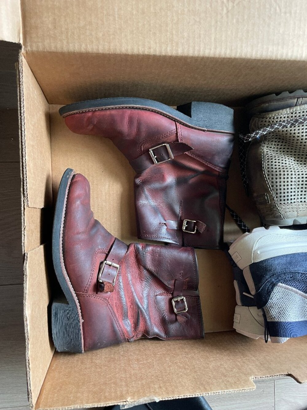 Jeffrey Campbell Standoff  bold moto-style boot (red) vintage leather look 8.5
